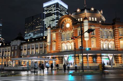 Tokyo Stations Iconic Brick Building Witness To War Stands Test Of