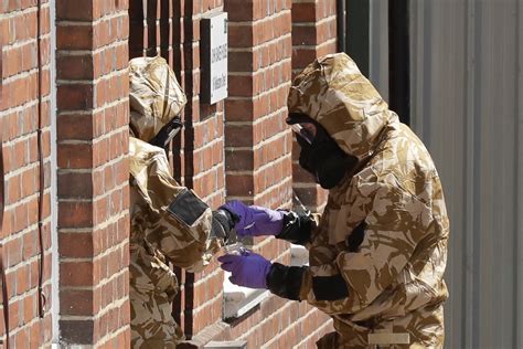 British Police Race To Find Source Of New Nerve Agent Poisoning Chicago Tribune