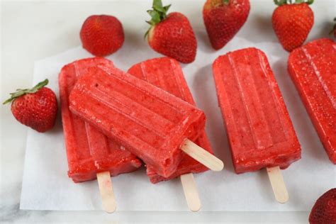 Strawberry Frozen Fruit Bars A Farmgirls Kitchen