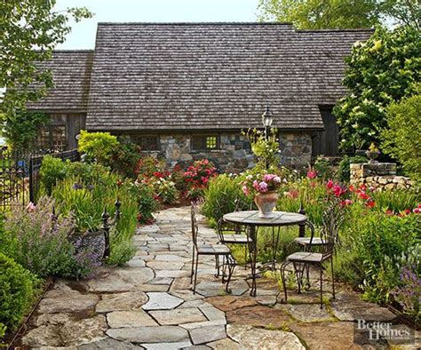 The Elements Of Cottage Garden Design Cottage Garden Patio Cottage
