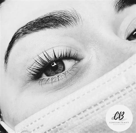 Eyelash And Eyebrow Treatments Contours Beauty Salon