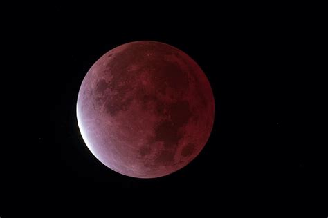 Partial Lunar Eclipse Nov 2021 Sky And Telescope Sky And Telescope