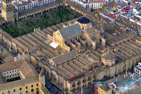 Mito De San Vicente ¿la Propiedad De La Mezquita De Córdoba Tiene