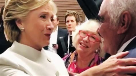 Hillary Clinton Agradeció Emocionada Por El Corrido Que Le Compuso