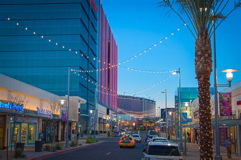 Downtown Summerlin Announces Summer Movie Series Nevada Business Magazine