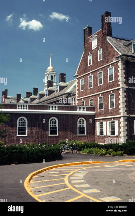 Harvard University Campus Cambridge Ma Stock Photo Alamy