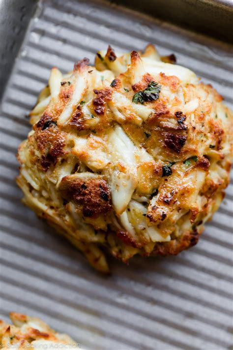 If you love crab cakes, you may also love these waffled crab cakes, baked lump crab cakes with red pepper chipotle lime sauce and even crab cakes benedict with avocado relish (also these crab cakes which i adapted from this recipe were delightful with little sweet bits of corn in each bite. Maryland lump crab cake recipe with little filler! Plump ...