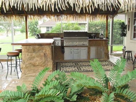 Tropical Patio Kitchen Patio And Yard Inspiration Patio Tropical