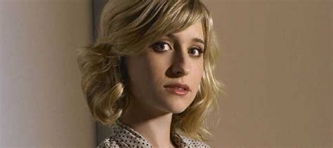 Smallville Actress Allison Mack Sentenced To 3 Years In Prison For