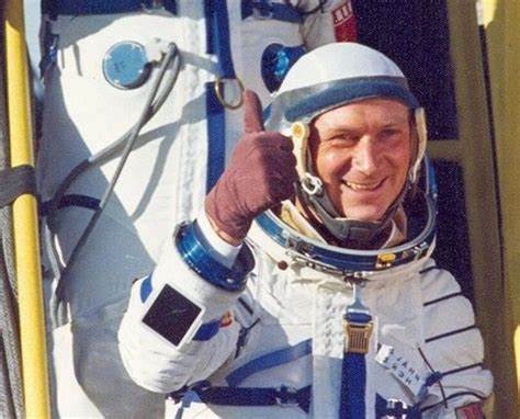 Muere A Los 82 Años Sigmund Jahn Primer Alemán En El Espacio
