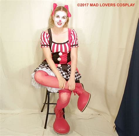 Pin By Ben On Lady Clowns Female Clown Sexy Clown Clown Costume