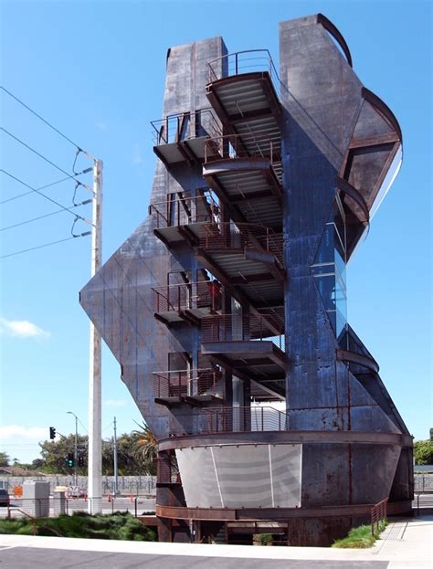 Eric Owen Moss Architects Samitaur Tower