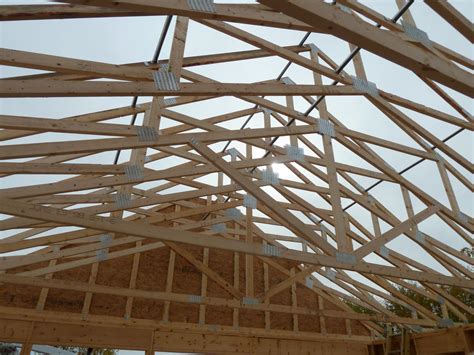 Quadomated Roof Trusses Day 1