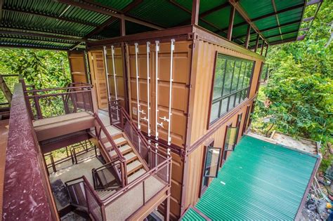 The retreat is located on a hilltop of a sprawling land of about 3 acres. Container House panosundaki Pin