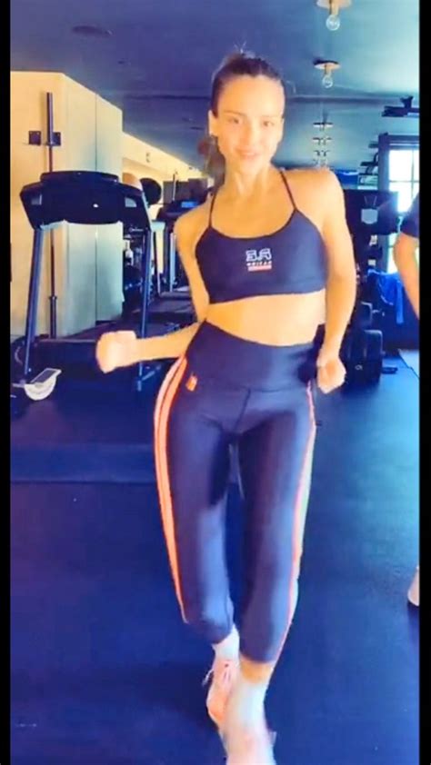 Jessica Alba Revealed The Secret Of Her Athletic Figure 21 Photos Video The Fappening