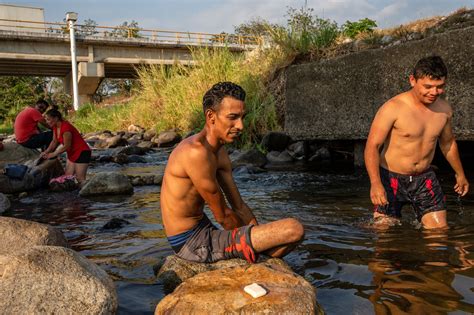 Mexican Town Once Welcomed Migrants Now It Blames Mexicos President