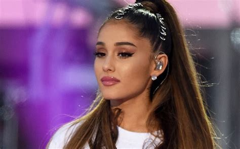 Ariana Grandes Life Threatened By Stalker