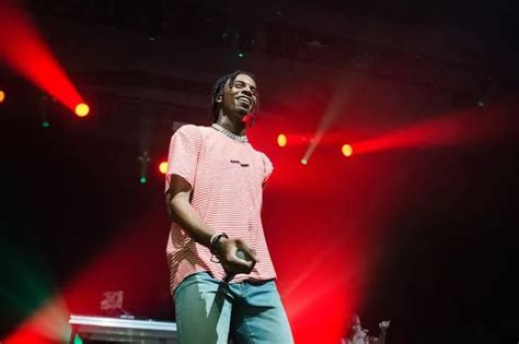 Us Rapper Playboi Carti Trashed Tour Bus And Punched Driver At Gretna