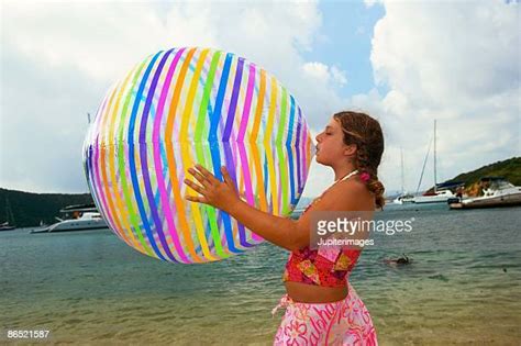 Blowing Up Beach Ball Photos Et Images De Collection Getty Images