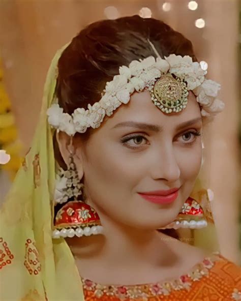 Ayeza Khan Beauty Crush Bridal Dresses Pakistan Mehndi Dress