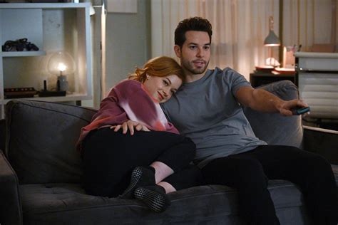 ‘zoeys Extraordinary Playlist Skylar Astin Offers Hope For Max And Zoeys Future And Teases A