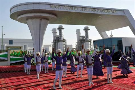 Turkmenistan Opens 1 7 Billion Gas To Liquids Plant Breitbart