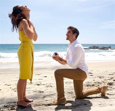 Bachelor In Paradises Ashley Iaconetti And Jared Haibon Are Engaged