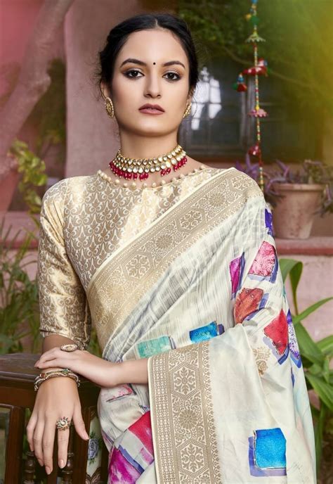 Multicolor Printed Silk Saree With Blouse Shakunt Weaves 3339003