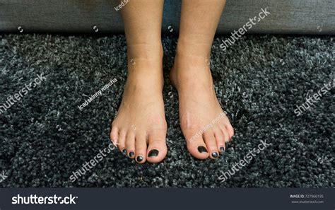 Girls Feet Painted Toes On Soft Stock Photo 727966195 Shutterstock