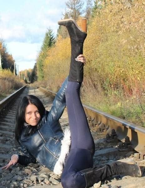 a fun collection of awesome girl wins and awkward girl fails 40 pics