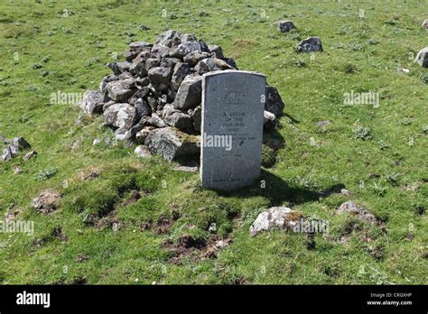 Unknown Sailor War Grave In Cemetery Isle Of Muck Scotland May 2012