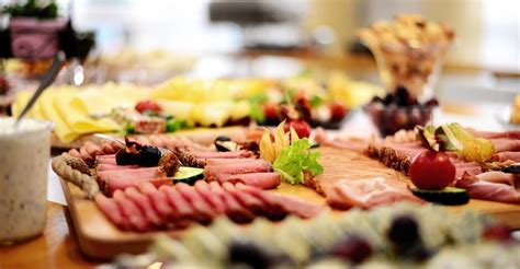 Check spelling or type a new query. Aperitivo a buffet, ecco la top 5 romana - Snap Italy