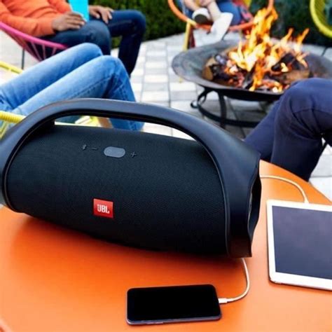 Jbl Boombox Avis Test Complet De L Enceinte Jbl Surpuissante