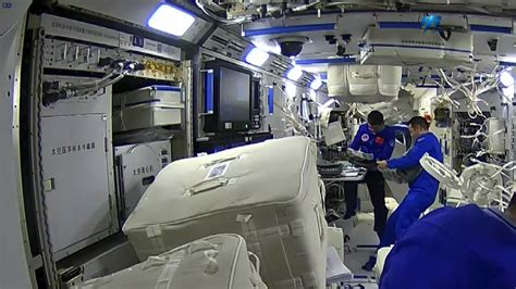 China Space Station How Do Regenerative Life Support Systems Work Cgtn