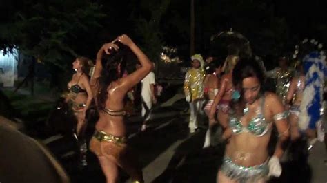 Un fuerte olor a quemado y una densa columna de humo negro sorprendió esta mañana a los vecinos de loma hermosa, en el partido bonaerense de tres de febrero. Los Fabulosos de Loma Hermosa Explota San Fernando! Fiest ...