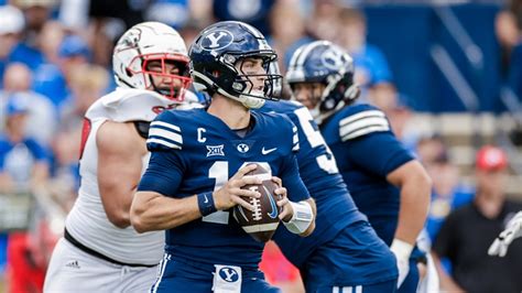 Kedon Slovis Scores Five Tds Leads Byu To Win Over Suu