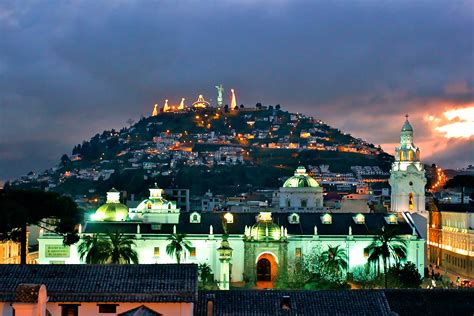 Quito Historia Fundación Ubicación Fiestas Y Más