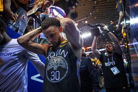Steph Curry Shares Video Of Nasty Muscle Contraction After Nba Finals