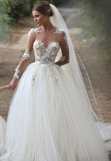Die präsenz dieses details war ein symbol. Elegante Brautkleider Weiße Spitze Mit Ärmel Prinzessin ...