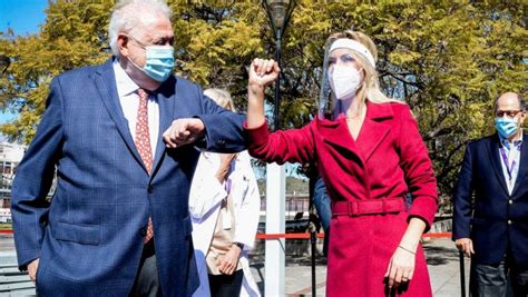 Fabiola yáñez le dedicó un amoroso posteo en sus redes sociales al presidente alberto fernández. Confusión en redes: ¿Fabiola Yáñez se autoadjudicó una ...