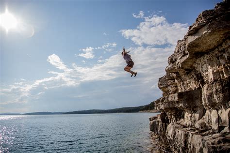 Bridge Jumping And Cliff Jumping Tips For Safe Diving