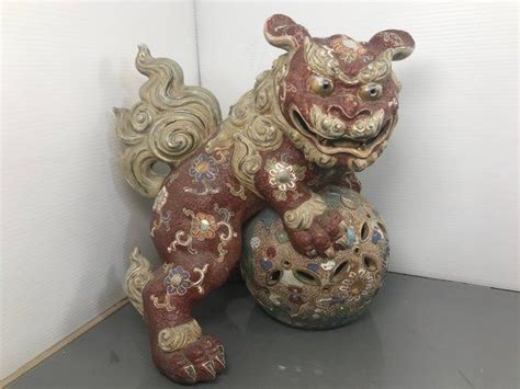 Super Rare Japanese Shishi Foo Dog Lion Statue Left Unique Color