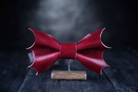 Black Leather Bat Bow Tie For Man Halloween Bow Tie Gothic Etsy