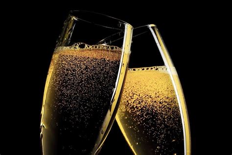 Seeing Class In Every Glass How Champagne United Behind Their Famous Sparkling Wine Jstor