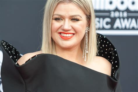 Изучайте релизы kelly clarkson на discogs. 'Miss Independent' Kelly Clarkson includes Detroit on ...