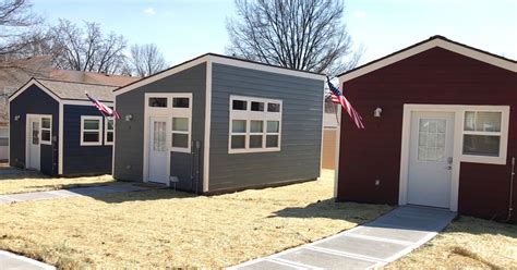 Village Of Tiny Homes Built For Homeless Veterans In Kansas City Nowthis