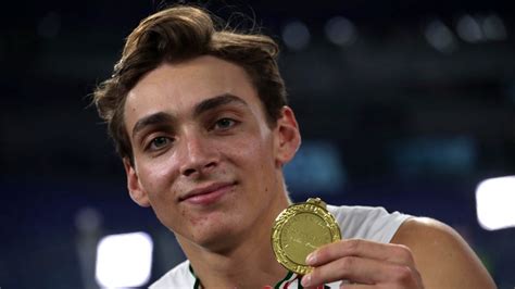 He may be in the early stages of his pole vault career, but armand mondo duplantis has already scaled the summit of his sport with two world record jumps. Armand Duplantis: Teraz ludzie przestaną mnie pytać o ...