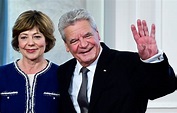 Topf voll Gold | Liebesdrama bei Joachim Gauck – Große Aussprache in ...