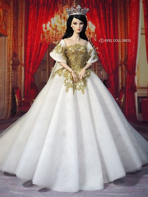 Hier gibt's alle infos über die schöne moderatorin. Pin von Sophie Ackerl auf *Nähen* | Barbie hochzeitskleid ...