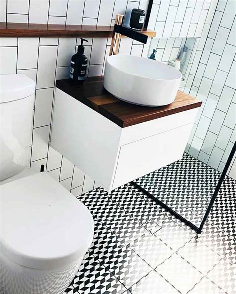 For a small bathroom remodel, changing the flooring can transform the whole look of it. Small Bathroom Trends 2020: Photos And Videos Of Small ...
